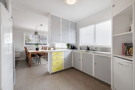 Photo of property in 1055 Papamoa Beach Road, Papamoa Beach, Papamoa, 3118