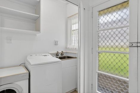 Photo of property in 1/7 Dakota Avenue, Beach Haven, Auckland, 0626
