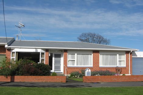 Photo of property in 24 Kent Street, Levin, 5510