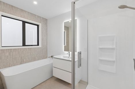 Photo of property in 6 Lake Mckay Drive, Luggate, 9382