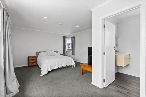 Photo of property in 309 Kennedy Road, Onekawa, Napier, 4110