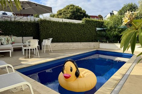 Photo of property in 41 Porritt Avenue, Chatswood, Auckland, 0626