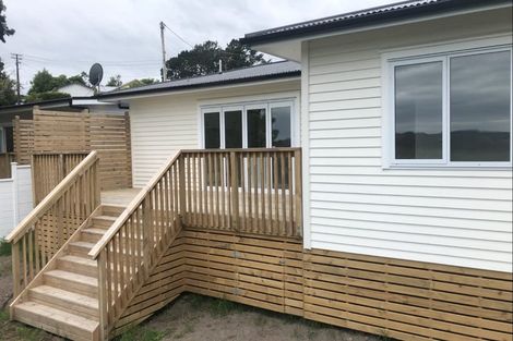 Photo of property in 35 Kowhai Street, Helensville, 0800