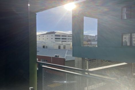 Photo of property in Dual Apartments, 401/142 Vivian Street, Te Aro, Wellington, 6011