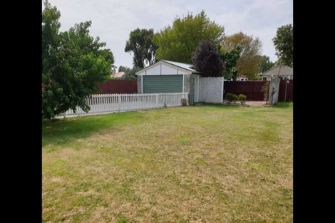 Photo of property in 64 Oakley Crescent, Hornby, Christchurch, 8042