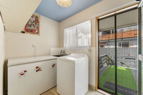 Photo of property in 2/12 Puriri Street, Hilltop, Taupo, 3330
