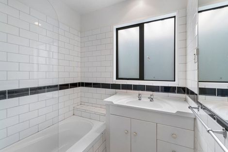 Photo of property in 9 Braemar Place, Avonside, Christchurch, 8061