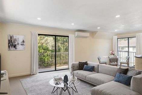 Photo of property in 1/799 Beach Road, Browns Bay, Auckland, 0630