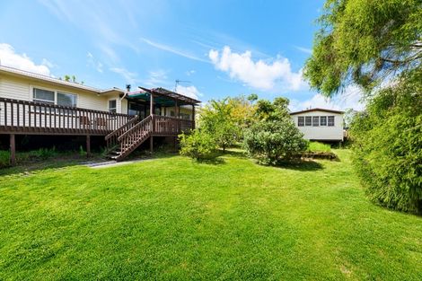 Photo of property in 9 Kaikoura Street, Henderson, Auckland, 0612