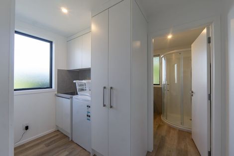 Photo of property in 27 Puketaha Road, Swanson, Auckland, 0816