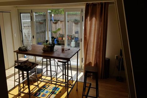 Photo of property in 11 Odin Place, Beach Haven, Auckland, 0626