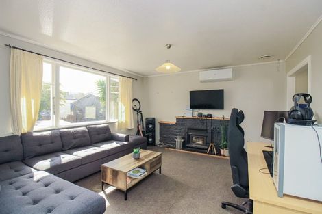 Photo of property in 27a Wilford Street, Wallaceville, Upper Hutt, 5018