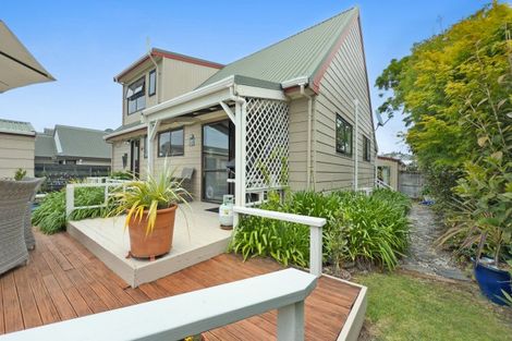 Photo of property in 128 Kiwi Road, Whangamata, 3620