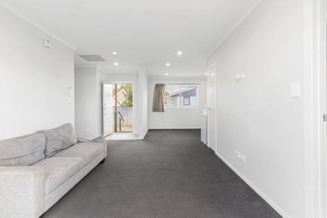 Photo of property in 14u7 Breckons Avenue, Nawton, Hamilton, 3200