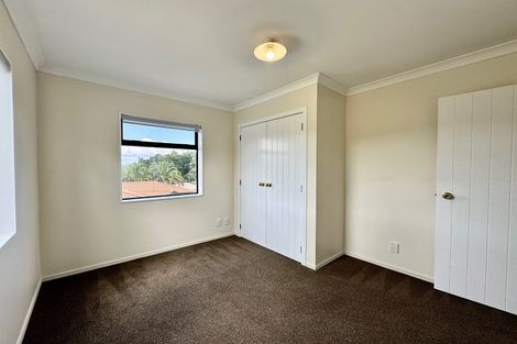 Photo of property in 25 Chieftain Rise, Goodwood Heights, Auckland, 2105