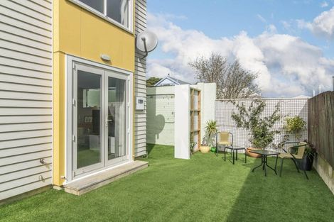Photo of property in 21u6 Luxford Street, Berhampore, Wellington, 6023