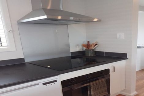 Photo of property in 19 Avro Crescent, Hornby, Christchurch, 8042