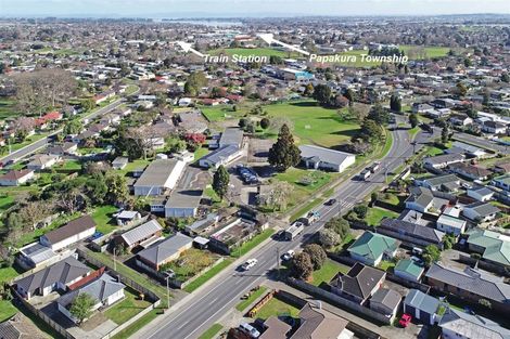 Photo of property in 34 Hunua Road, Papakura, 2110