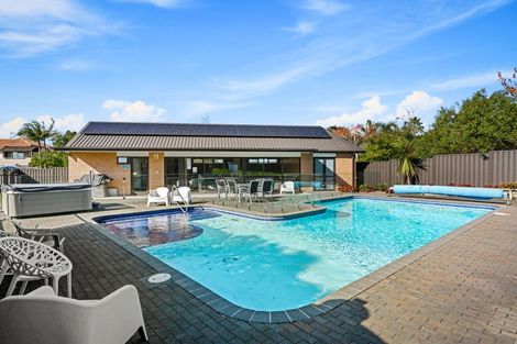 Photo of property in 327e Hobsonville Road, Hobsonville, Auckland, 0618