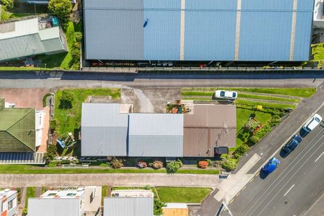 Photo of property in 12 South Road, Moturoa, New Plymouth, 4310