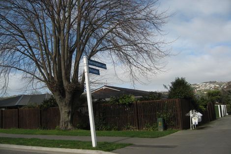Photo of property in 1/1a Thorrington Road, Cashmere, Christchurch, 8022