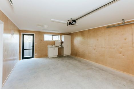 Photo of property in 9/32 Ennis Avenue, Pakuranga Heights, Auckland, 2010