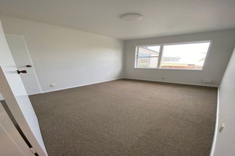 Photo of property in 1 Flint Way, Northland, Wellington, 6012