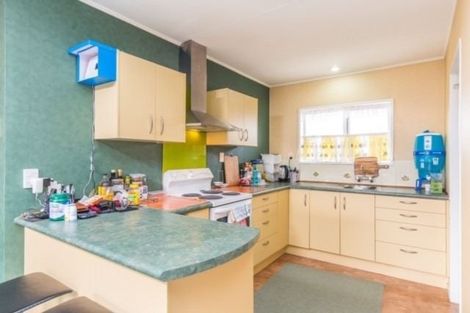 Photo of property in 2/50 Kenderdine Road, Papatoetoe, Auckland, 2025