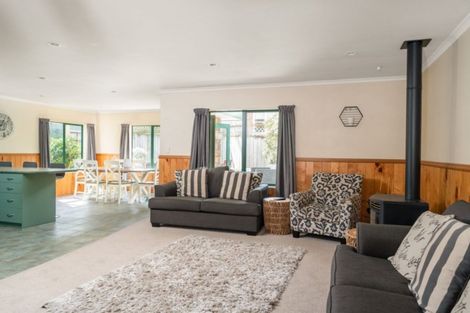 Photo of property in 10 Puriri Street, Hilltop, Taupo, 3330