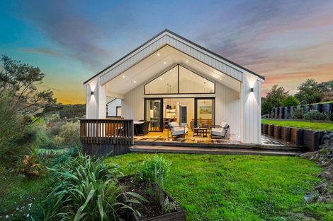 Photo of property in 8 Collings Drive, Lucas Heights, Albany, 0793