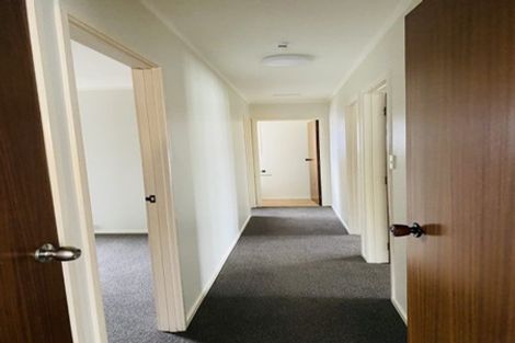 Photo of property in 1/60 Sandspit Road, Cockle Bay, Auckland, 2014