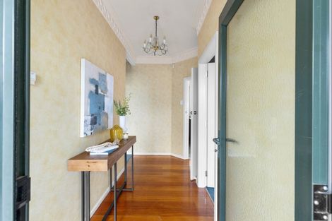 Photo of property in 49 Haydon Street, Roslyn, Palmerston North, 4414