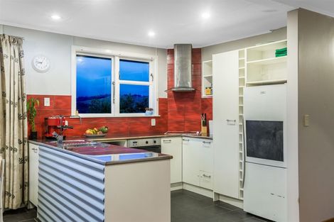Photo of property in 21 Desert Gold Street, Ascot Park, Porirua, 5024