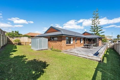 Photo of property in 45 Orangewood Drive, Northpark, Auckland, 2013