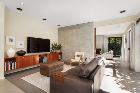 Photo of property in 21a Devonport Lane, St Albans, Christchurch, 8014