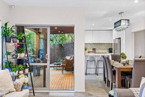 Photo of property in 223a Don Buck Road, Massey, Auckland, 0614