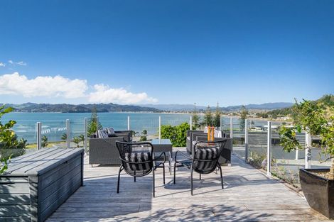 Photo of property in 11 Puriri Place, Whitianga, 3510