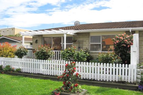 Photo of property in 2/11 Rui Street, Tahunanui, Nelson, 7011