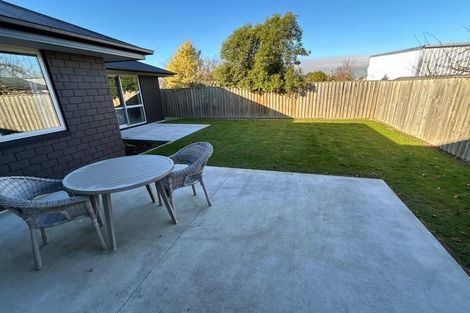 Photo of property in 4 Grey View Grove, Rangiora, 7400