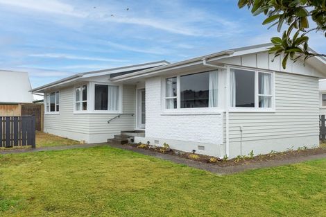 Photo of property in 55 Michael Road, Paraparaumu Beach, Paraparaumu, 5032