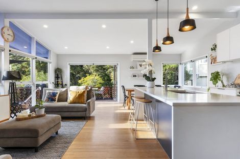 Photo of property in 62 Eskdale Road, Birkdale, Auckland, 0626