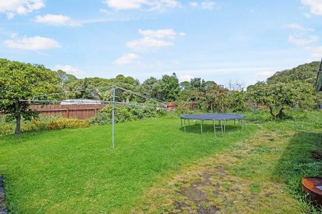 Photo of property in 13 Geoffrey Place, Mangere East, Auckland, 2024
