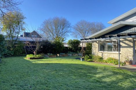 Photo of property in 40 Richmond Street, Cambridge, 3434