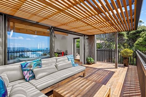 Photo of property in 23 Log Race Road, Piha, 0772