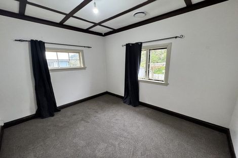 Photo of property in 4 Butt Street, Brooklyn, Wellington, 6021