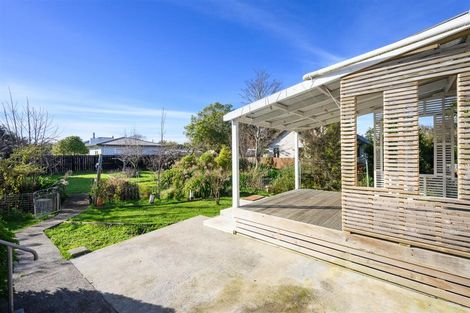 Photo of property in 32 Follett Street, Marton, 4710