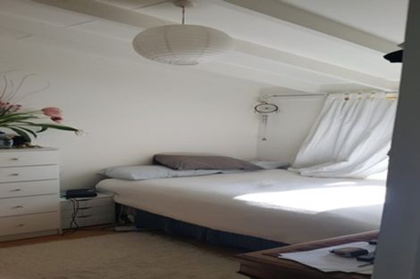 Photo of property in 18/125u Queens Drive, Lyall Bay, Wellington, 6022