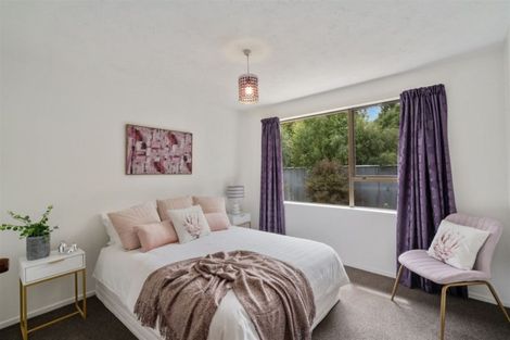 Photo of property in 11 Manor Place, Bryndwr, Christchurch, 8053