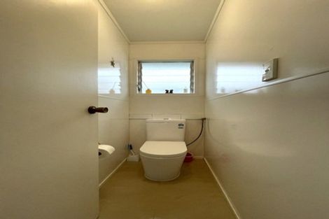 Photo of property in 334 Bucklands Beach Road, Bucklands Beach, Auckland, 2012