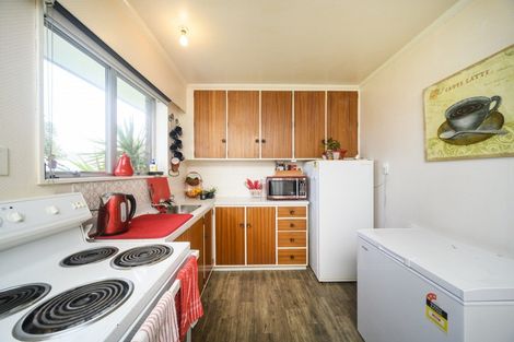 Photo of property in 4a Pinedale Parade, Milson, Palmerston North, 4414